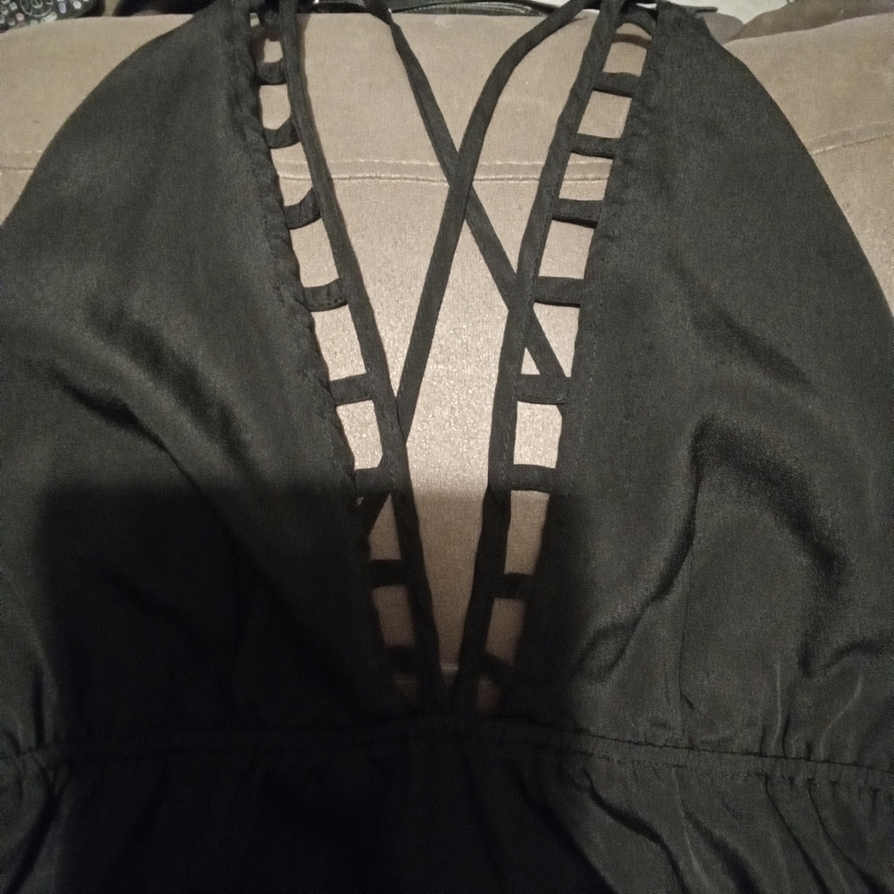 Ali & Kris medium black maxi dress - Picture 12 of 14